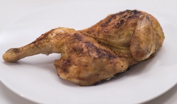 Pečen piščanec v kosu